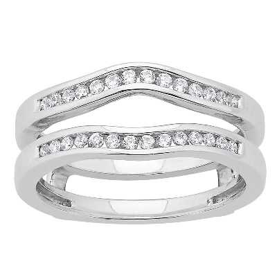 Baggett^s Diamond Solitaire Collection at Baggett's Jewelry